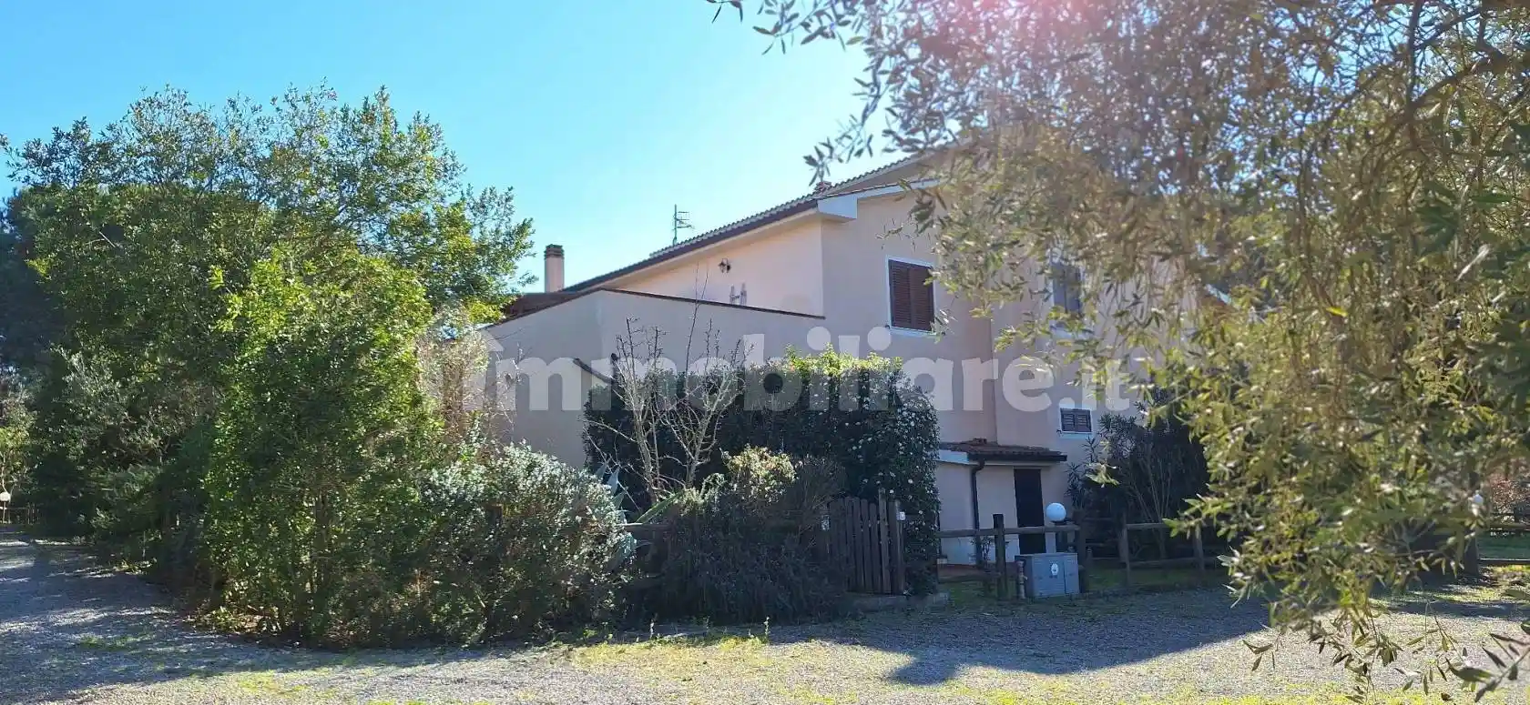 Appartamento in vendita a Magliano in Toscana