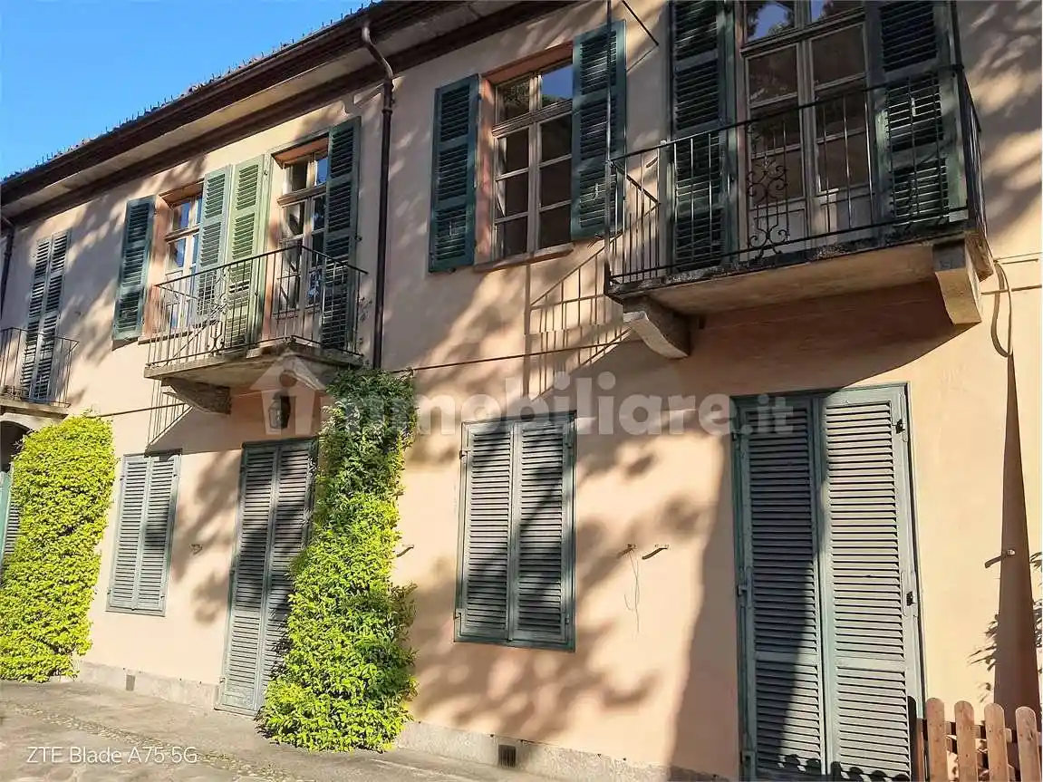 Villa unifamiliare viale Gabotto, 21, Centro Storico, Pinerolo - foto 3