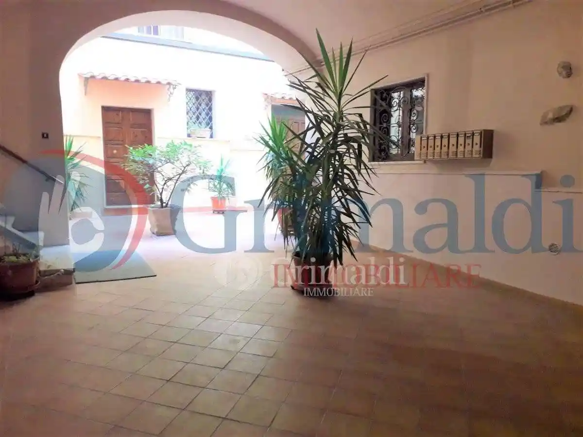 Trilocale via III Settembre, Centro Storico, Benevento - foto 3