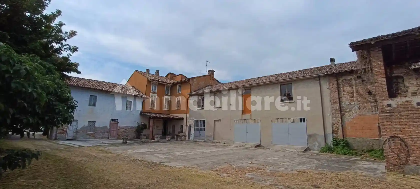 Villa in vendita a Pinarolo Po