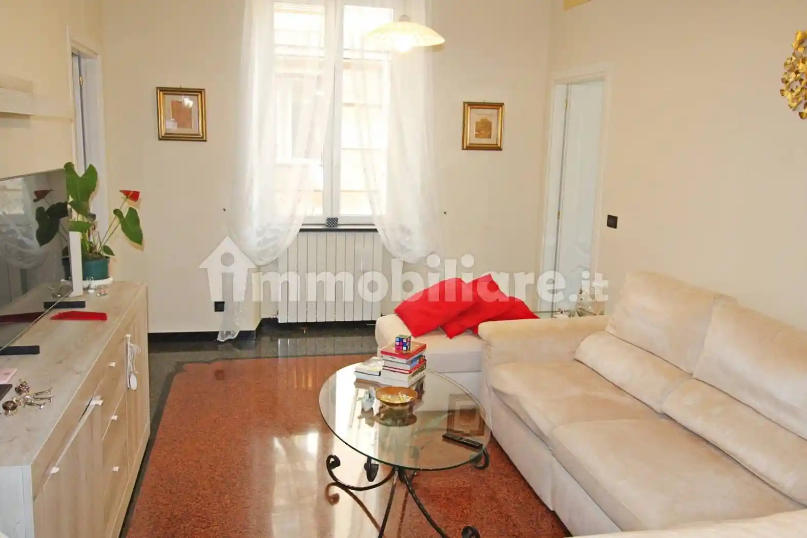 Appartamento in vendita a Genova