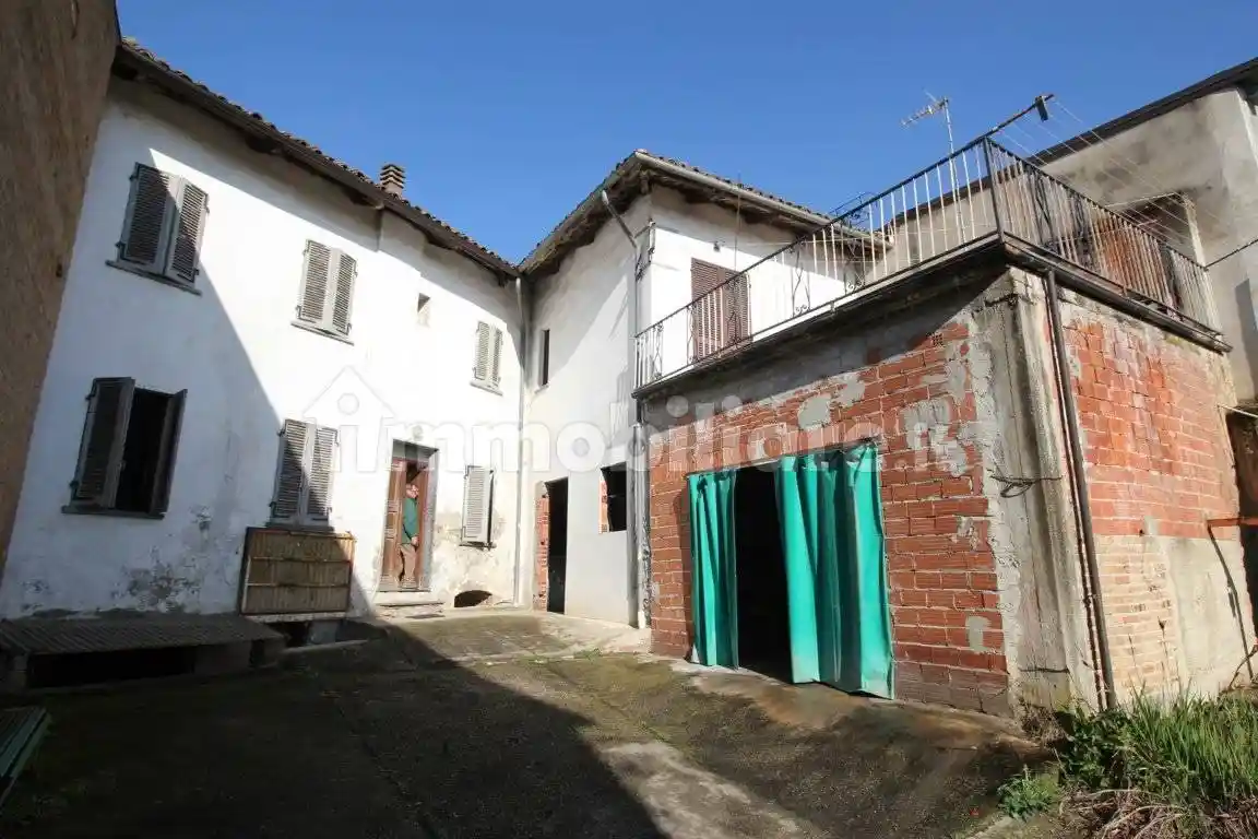 Rustico via Duca d'Aosta 5, Centro, Castelnuovo Calcea - foto 3