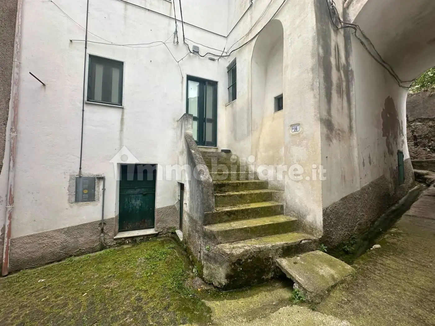 Appartamento in vendita a Montecorvino Rovella