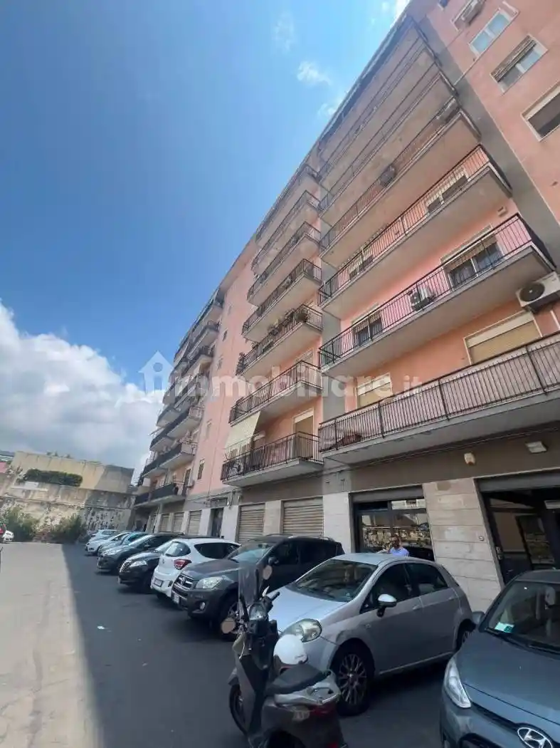 Appartamento piazza Duca di Camastra 18, Rotolo, Catania - foto 2