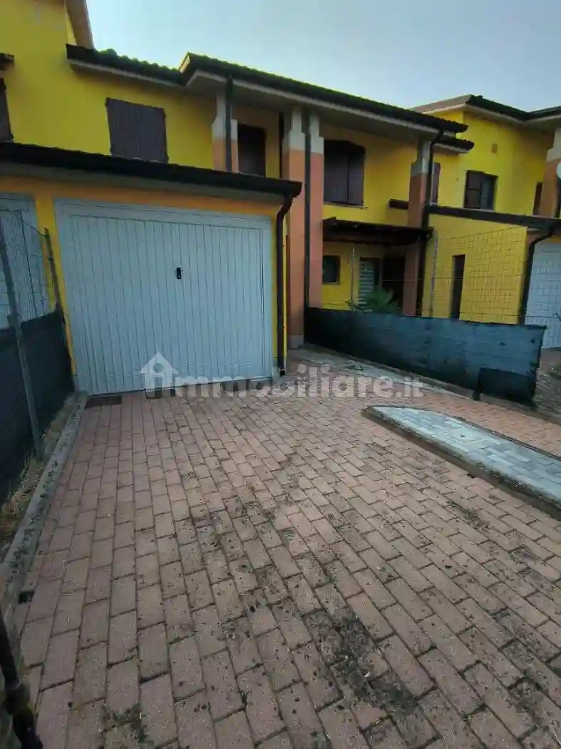 Villetta a schiera - foto 2