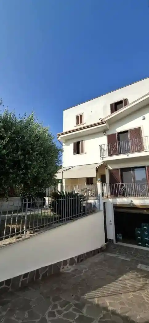 Villa bifamiliare via Monsignor Arduino Terzi, Casal Palocco, Roma - foto 4