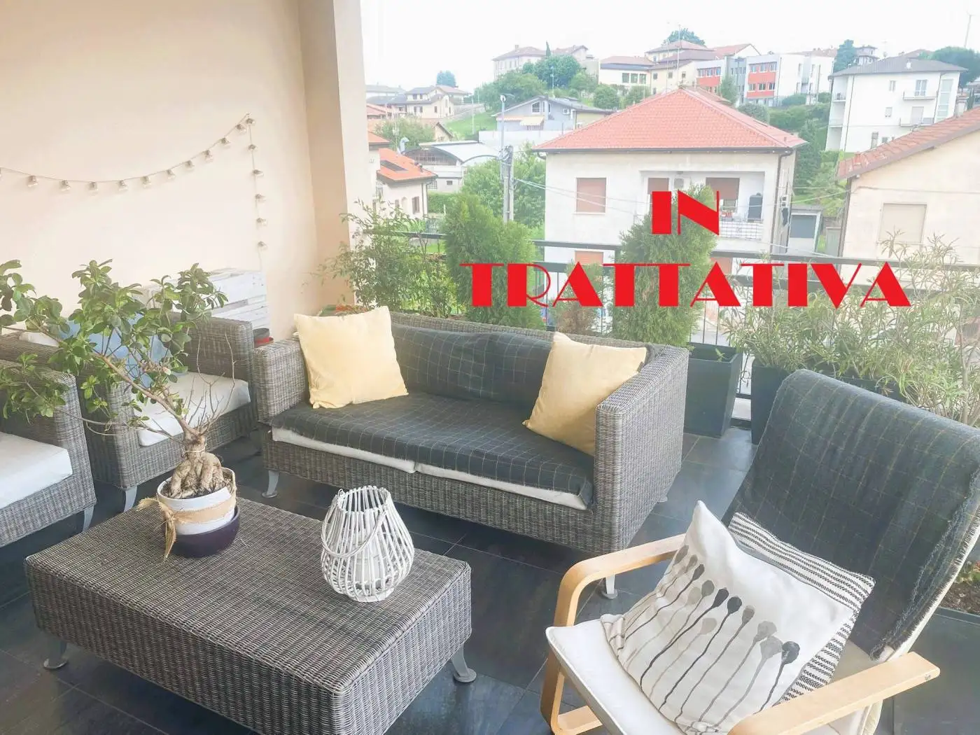 Appartamento in vendita a Alzate Brianza