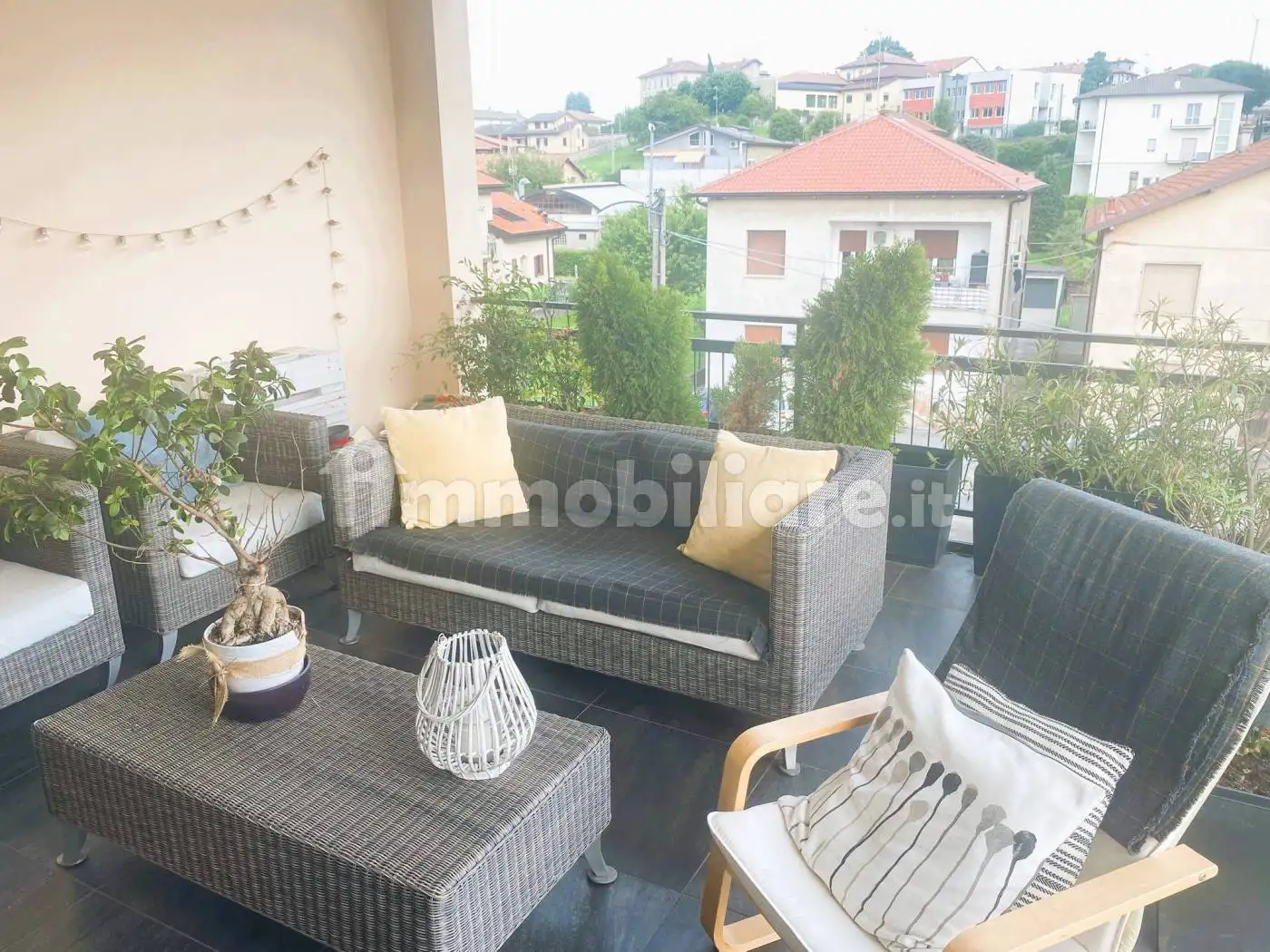 Bilocale via Papa Giovanni XXIII, Centro, Alzate Brianza - foto 2