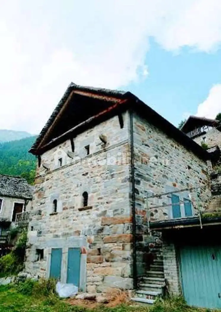 Villa in vendita a Bognanco