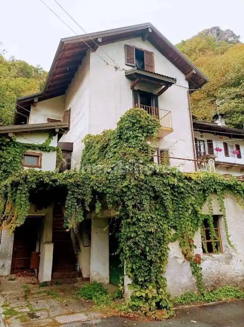 Villa unifamiliare via Giuseppe Verdi, Cuzzego, Beura-Cardezza - foto 2