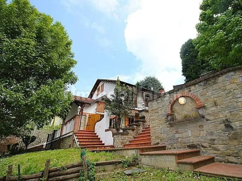 Villa in vendita a Melazzo