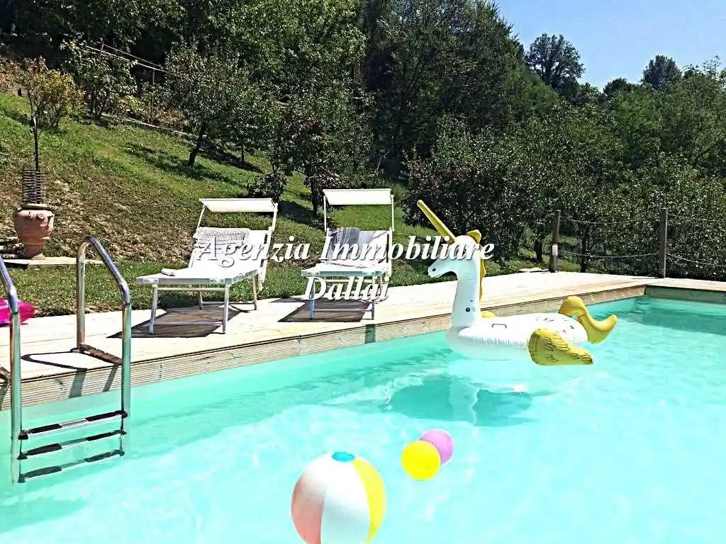 Rustico - Casale in vendita a Scarperia e San Piero