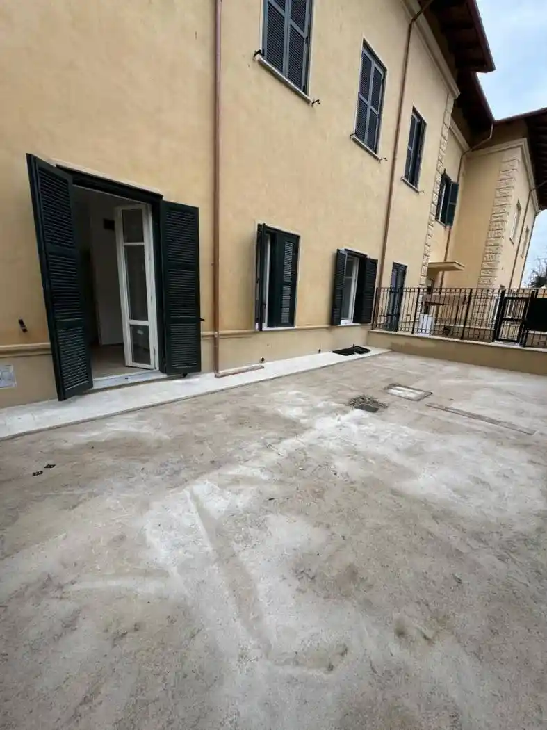 Appartamento in vendita a Grottaferrata