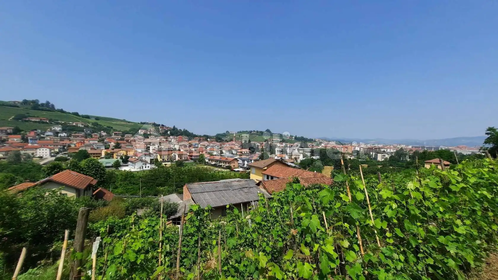 Rustico - Casale in vendita a Alba