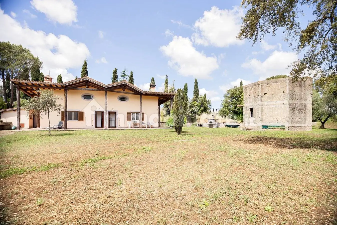 Rustico - Casale in vendita a Roma