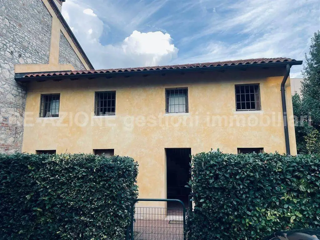 Casa indipendente in vendita a Vicenza