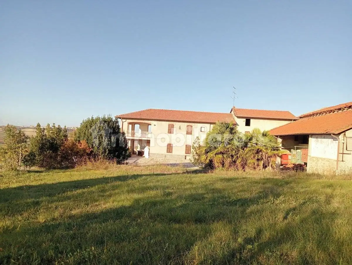 Rustico - Casale in vendita a Lu e Cuccaro Monferrato