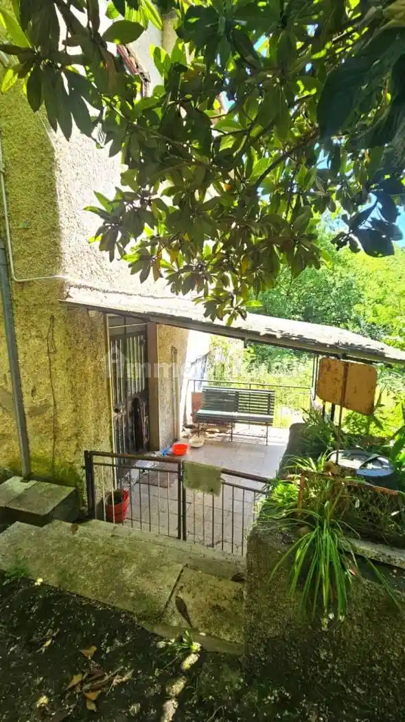 Casa indipendente in vendita a Guidonia Montecelio