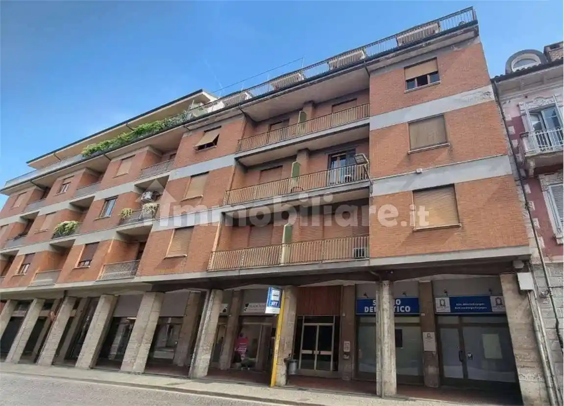 Appartamento in vendita a Canale