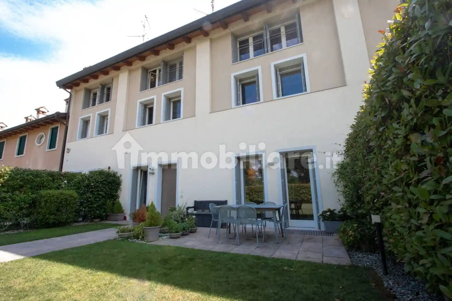 Villa a schiera Lungadige Attiraglio 44, Parona, Verona - foto 3