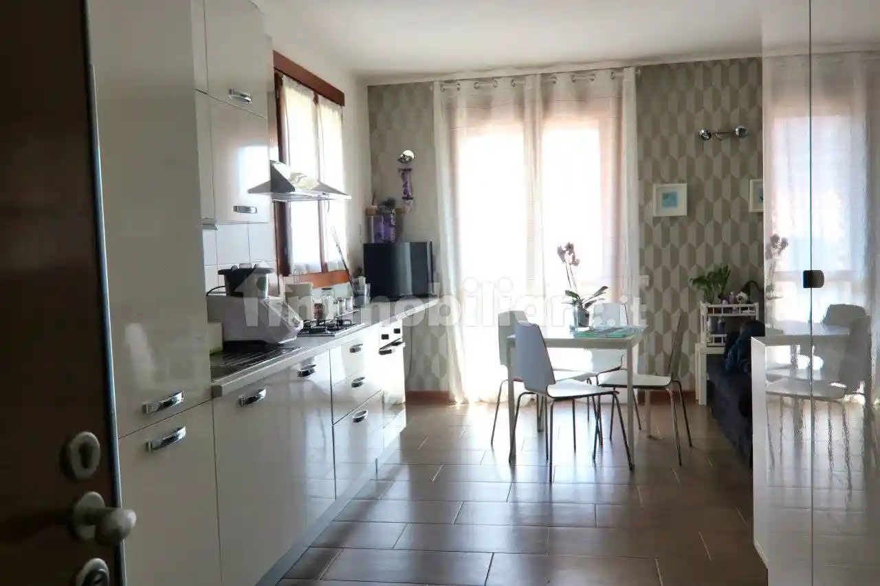 Bilocale viale Certosa 310, Musocco, Milano - foto 3