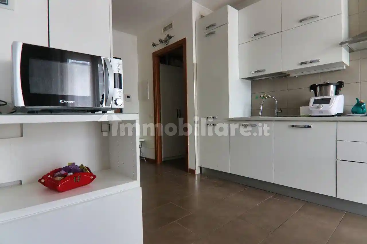 Bilocale viale Certosa 310, Musocco, Milano - foto 5