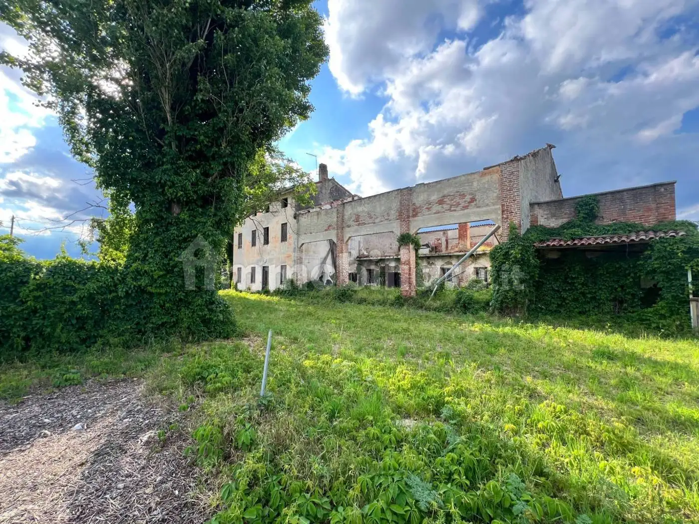 Rustico - Casale in vendita a Quinto Vicentino