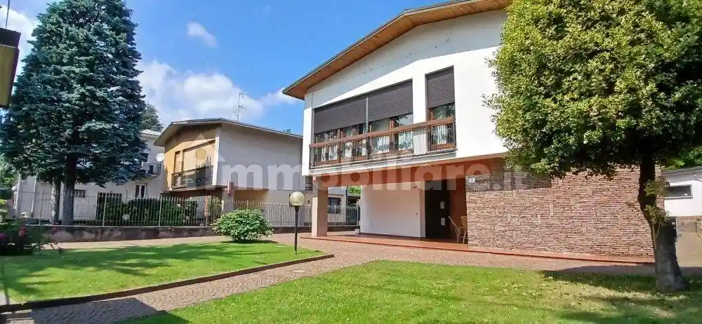 Villa bifamiliare via Antonio Gramsci 18, Moriggia, Gallarate - foto 2