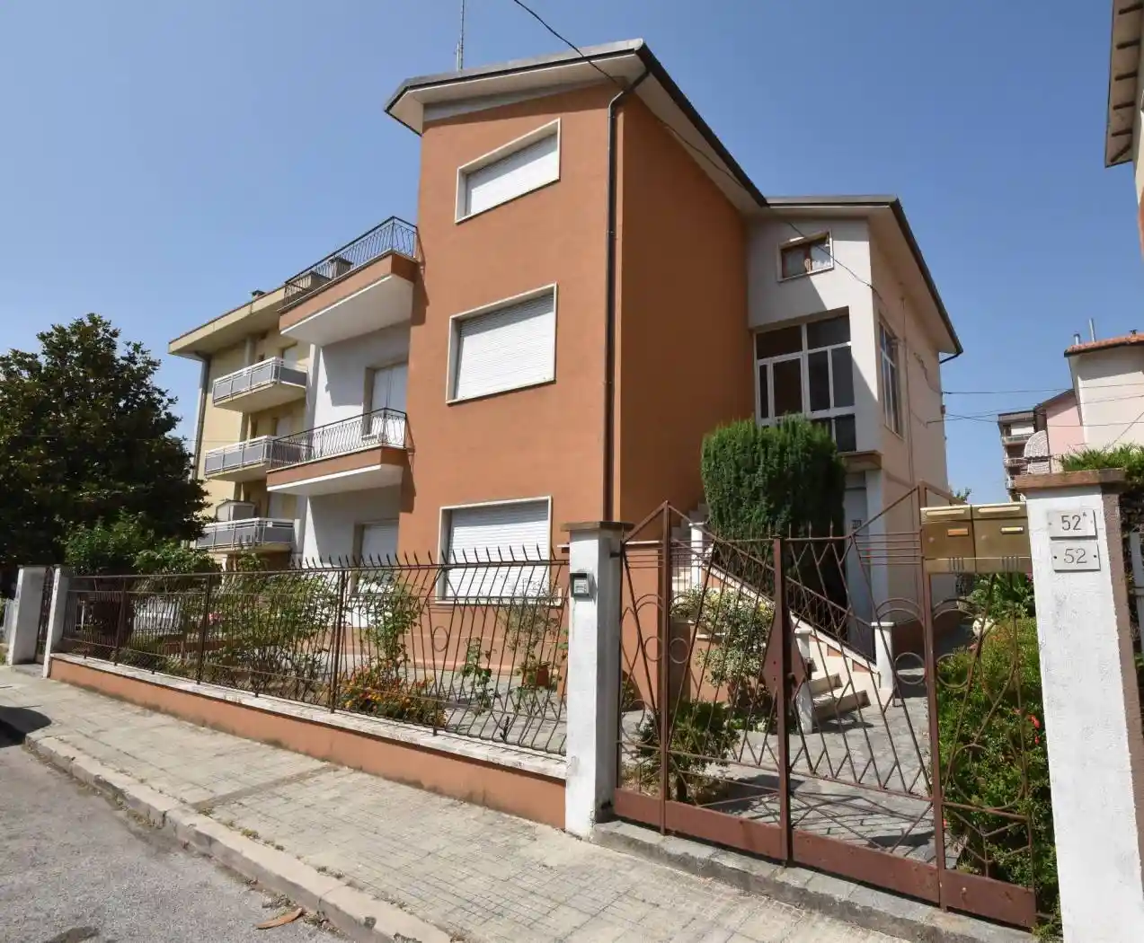 Villa in vendita a Chiaravalle