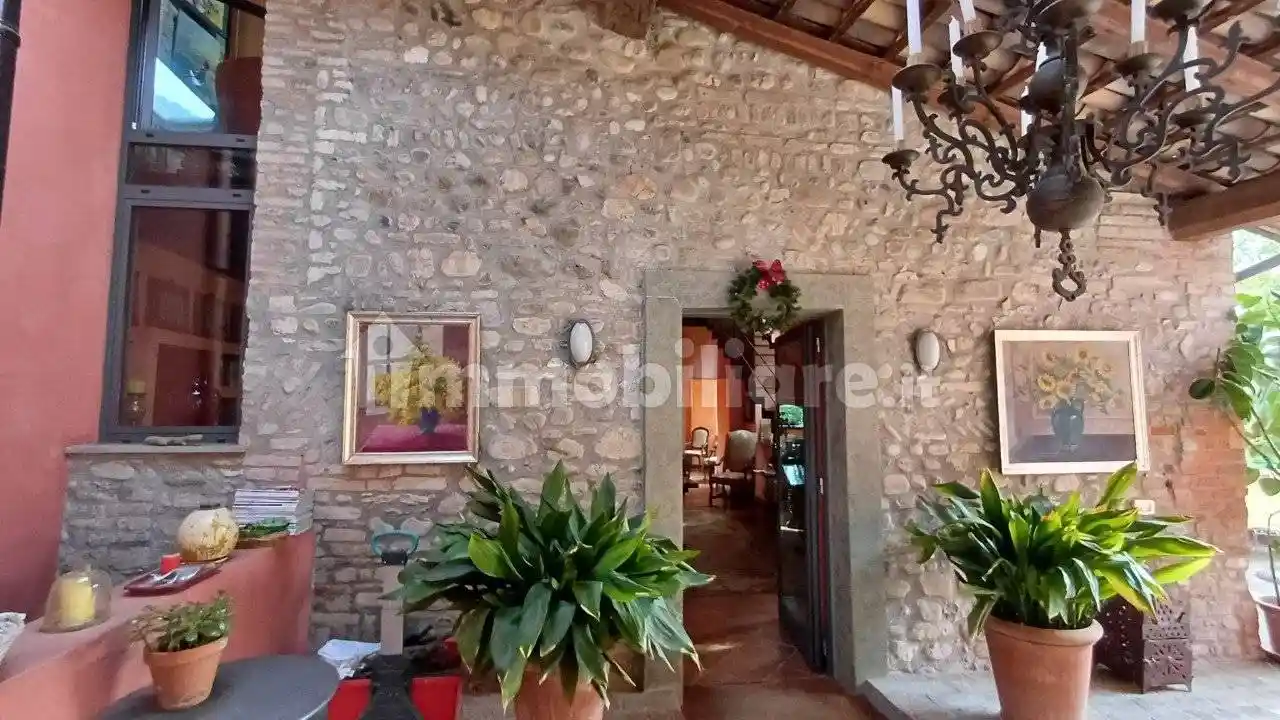 Villa in vendita a Rivergaro