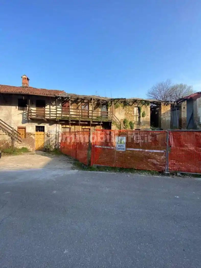 Rustico - Casale in vendita a Giussano