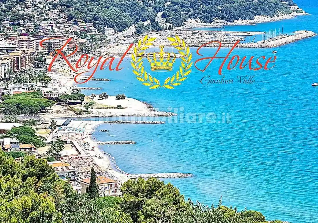 Appartamento in vendita a Andora