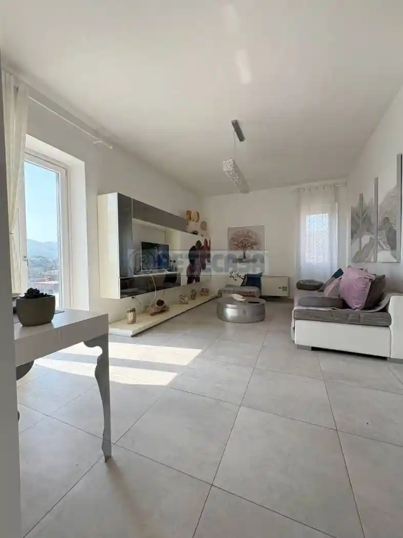 Attico via Tescione Giulio, Puccianiello, Caserta - foto 3