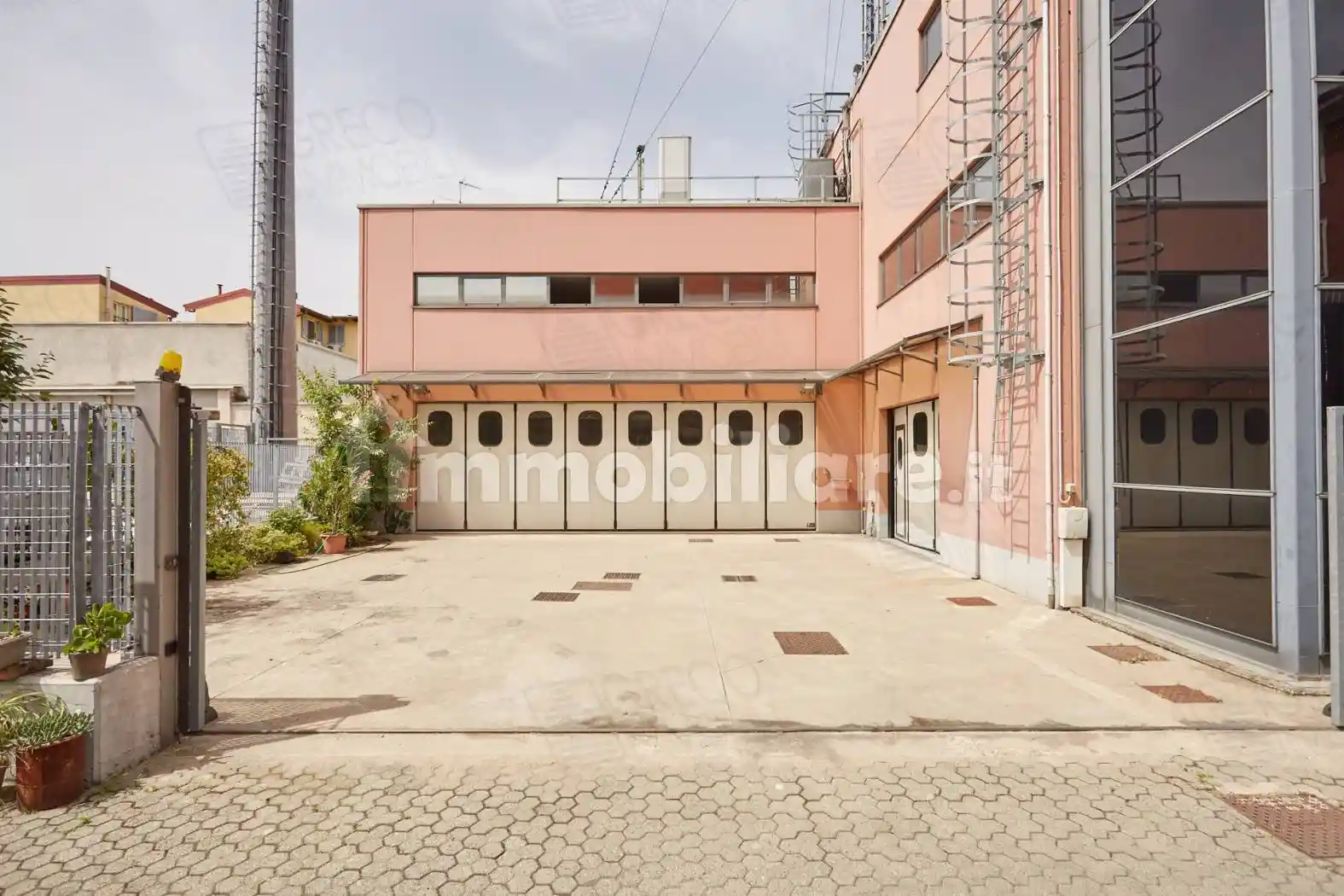 Palazzo - Edificio in Vendita - foto 2