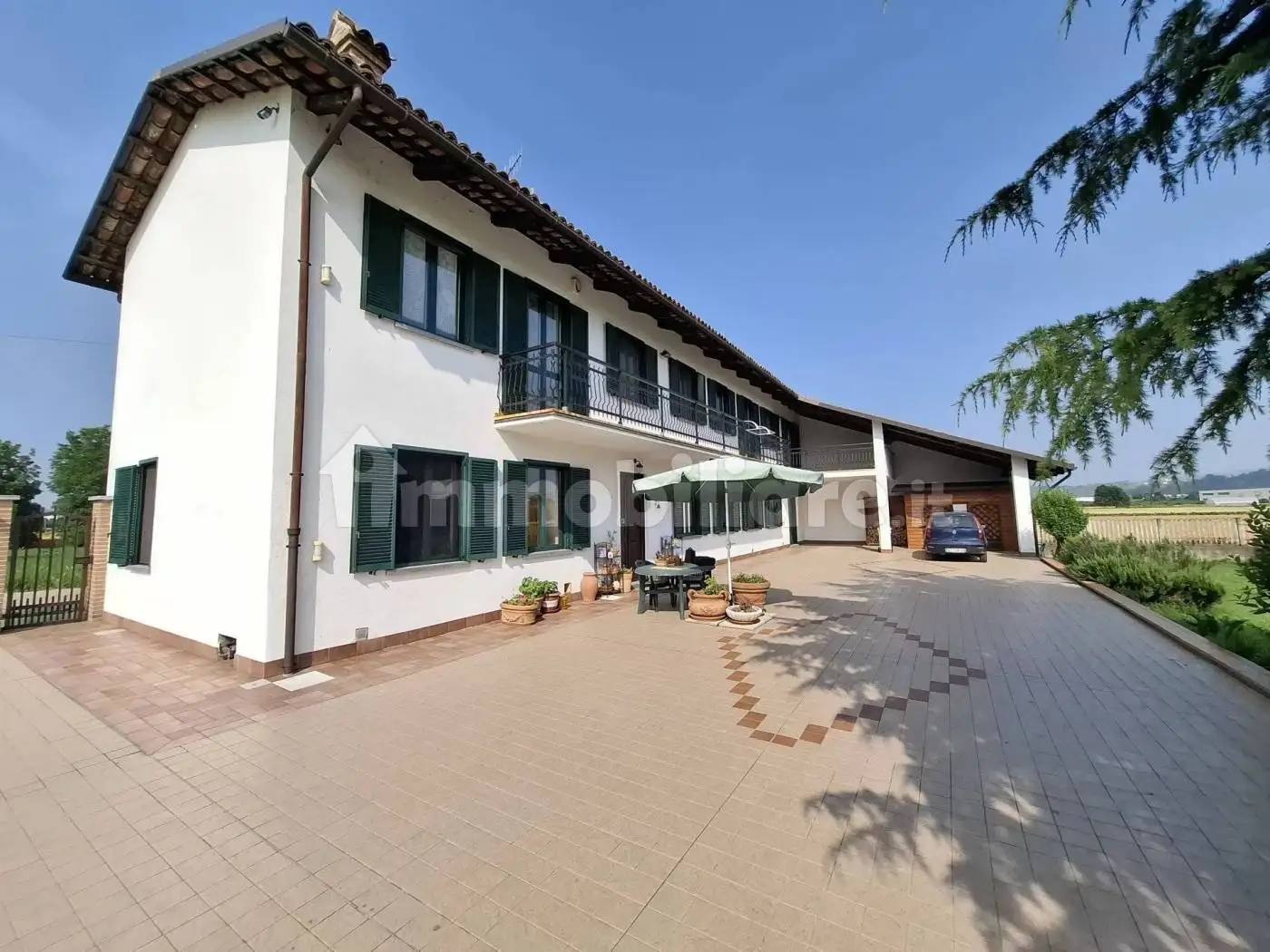 Villa in vendita a Castagnito