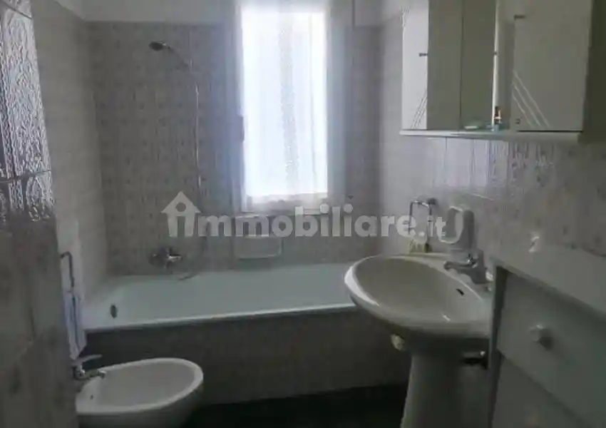 Quadrilocale buono stato, terzo piano, Villa San Martino, Pesaro - foto 4