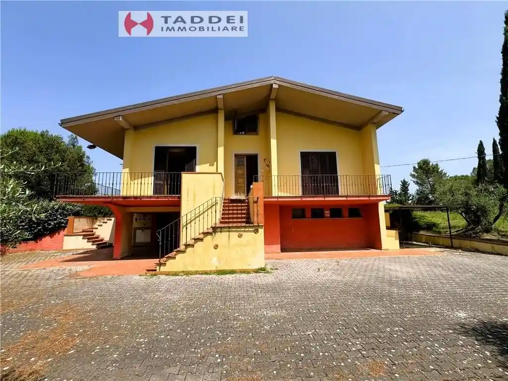 Villa in vendita a Montespertoli