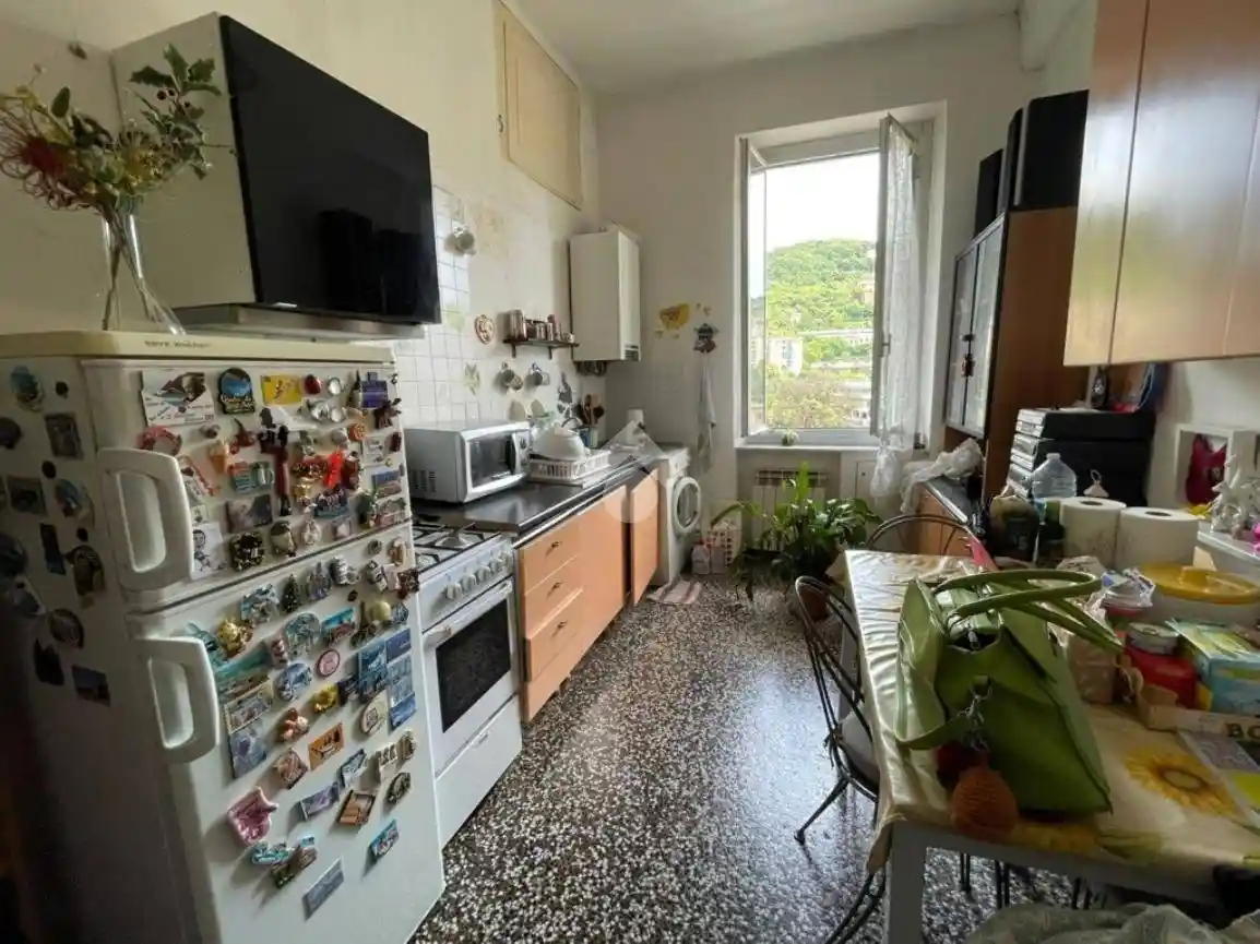 Appartamento in vendita a Genova