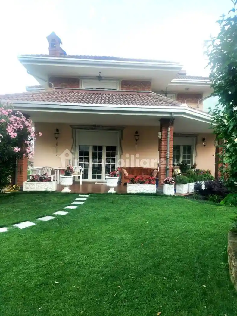 Appartamento in affitto a Quincinetto