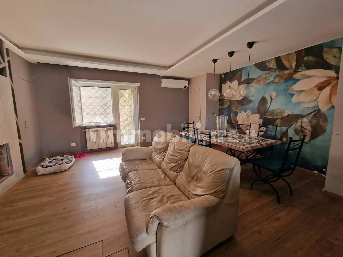 Palazzo - Edificio in vendita a Roma