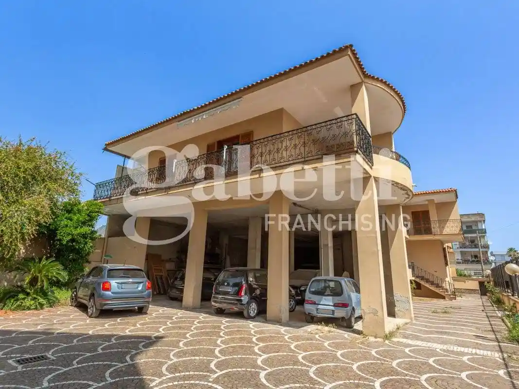 Palazzo - Edificio - foto 2