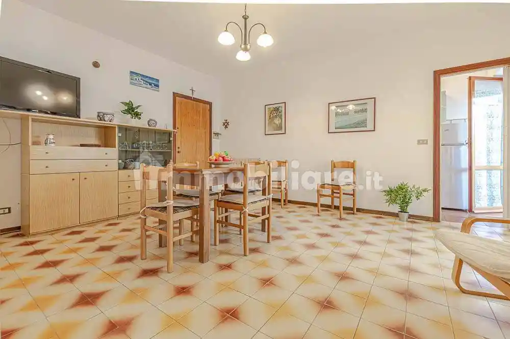 Trilocale via Pompeo 17, Lungomare Marconi, Alba Adriatica - foto 5