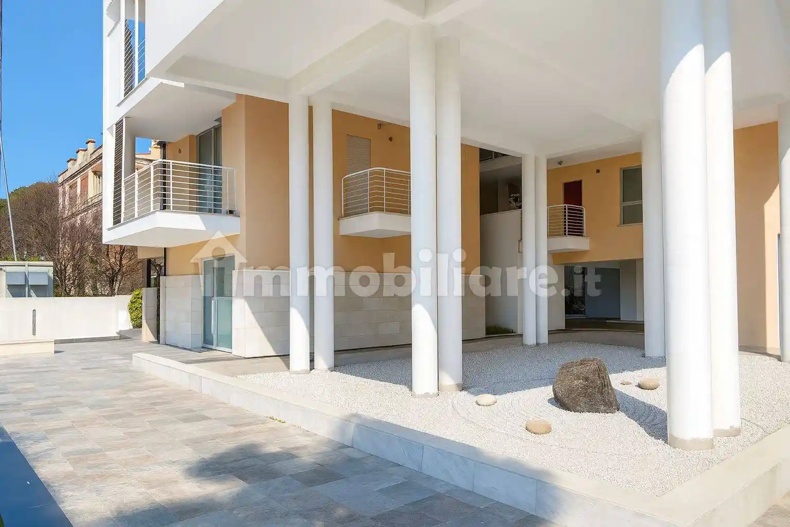 Trilocale viale Vincenzo Ercole Orsini, Centro, Giulianova - foto 3