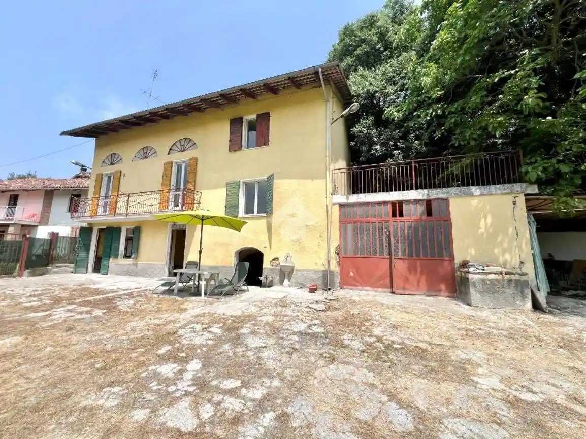 Immobile in vendita a Cocconato