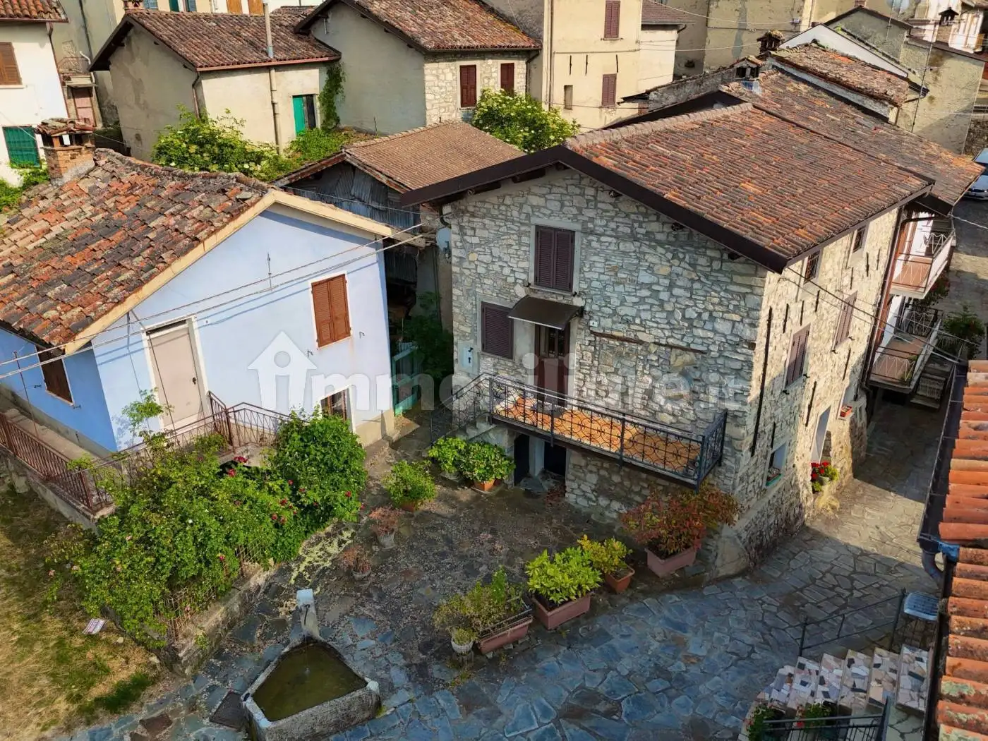 Casa indipendente in vendita a Fabbrica Curone