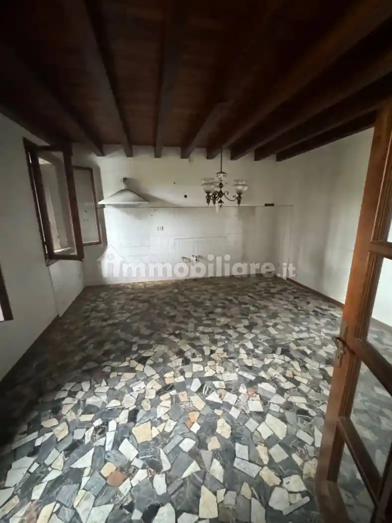 Casale, da ristrutturare, 750 m², Sovizzo - foto 4