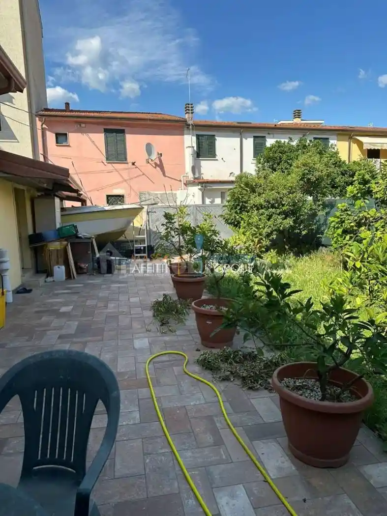 Trilocale via Capitano Michele Fiorillo 15A, Marina di Carrara, Carrara - foto 5