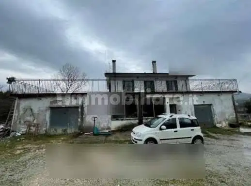 Casa indipendente in asta a Rimini