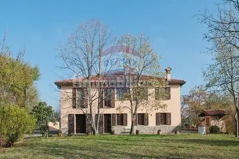 Villa in vendita a Pianoro