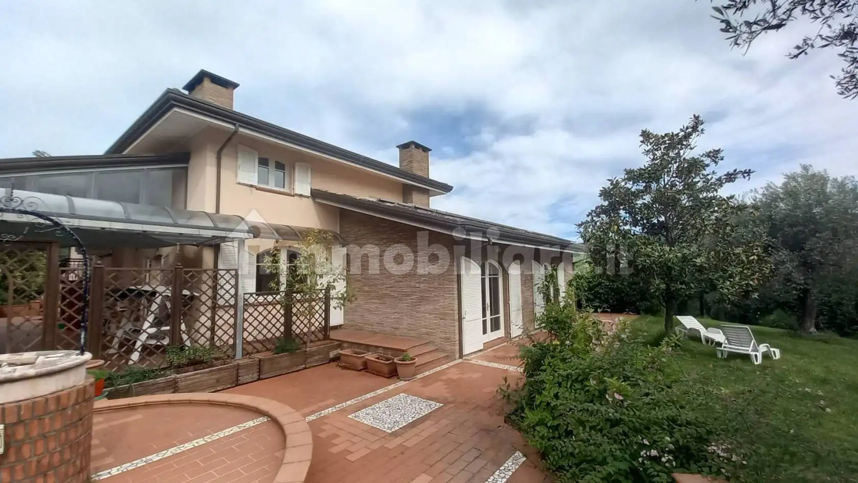 Villa in vendita a Sassofeltrio